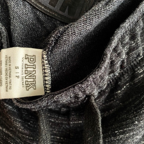 PINK VICTORIA SECRET 🍀2/$30🍀Charcoal Black Small - Picture 4 of 7